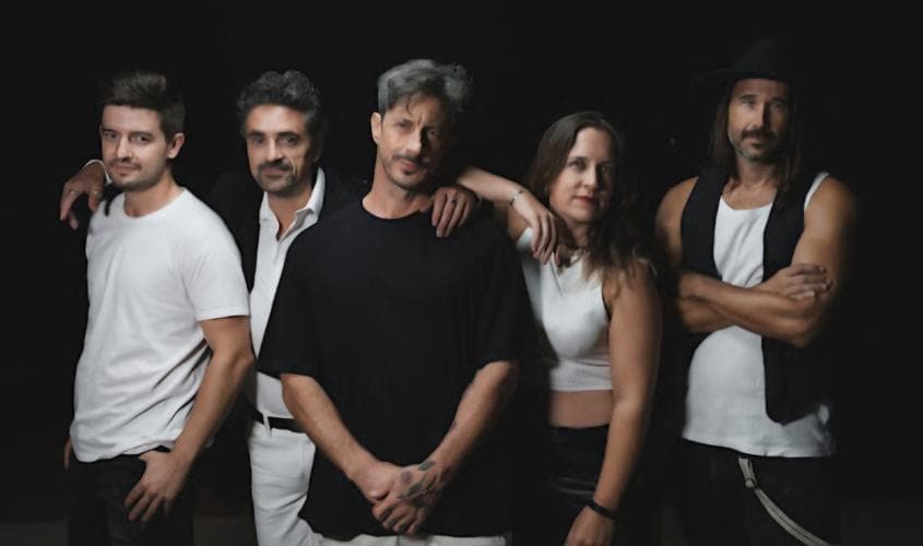 alt_im: HURACÁN ROMÁNTICA + STEREOZONE